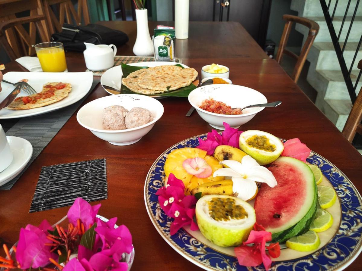 Kurulu Garden Hotel 亚洪加拉 外观 照片